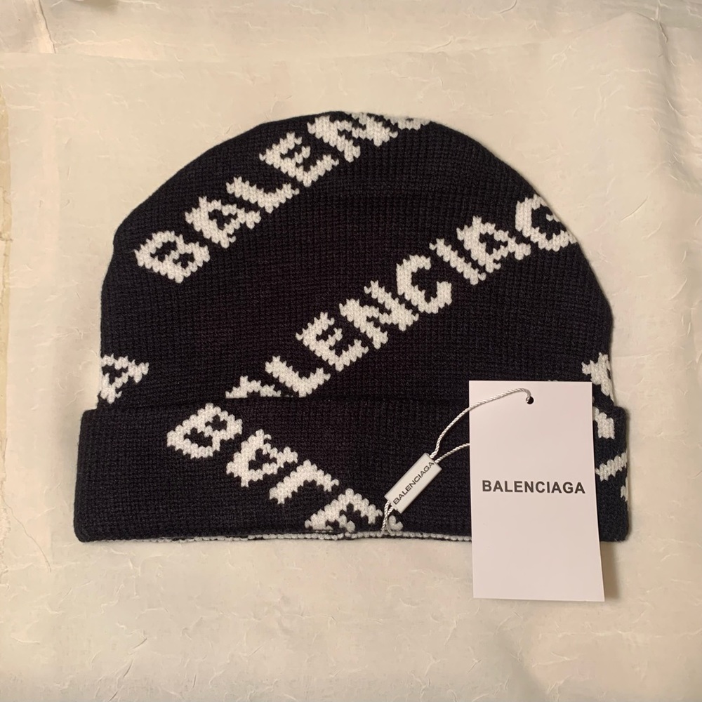 Balenciaga All Over Logo Beanie (NWT)